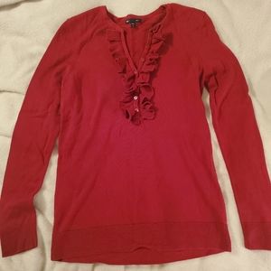 Red gap sweater size M